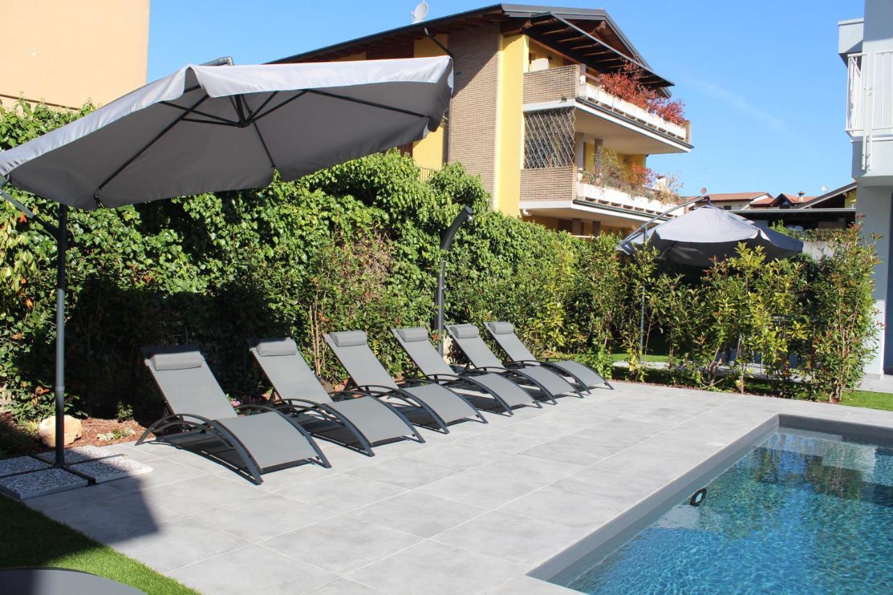 Villa Karolina Desenzano del Garda Extérieur photo