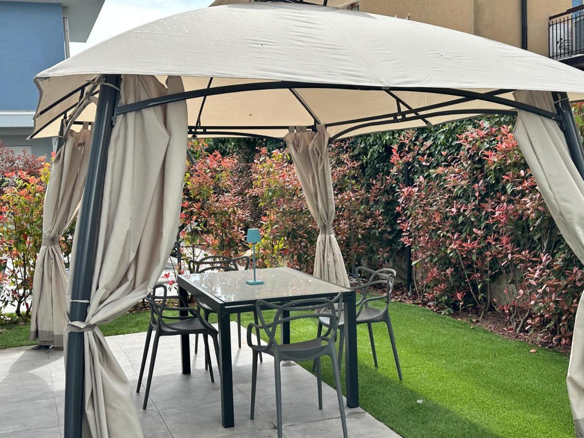 Villa Karolina Desenzano del Garda Extérieur photo