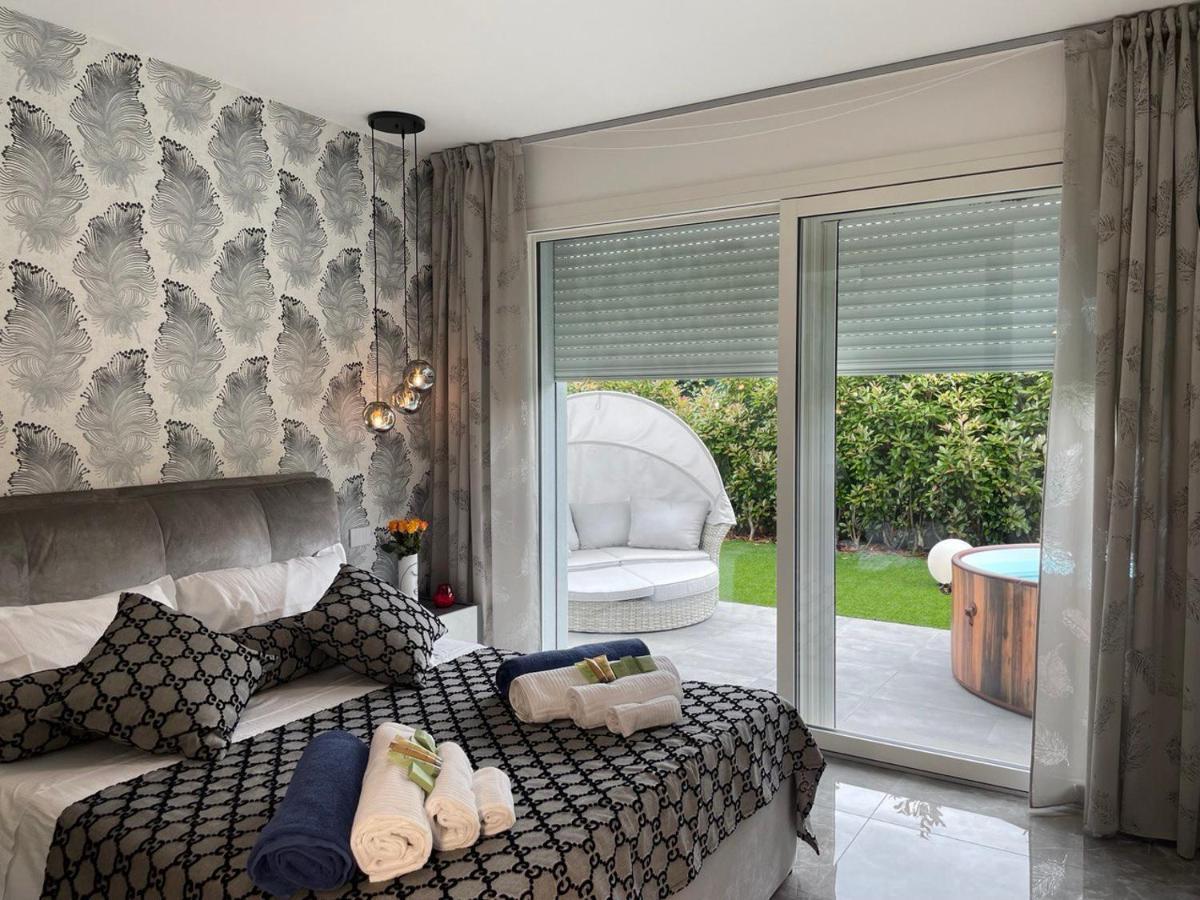 Villa Karolina Desenzano del Garda Extérieur photo